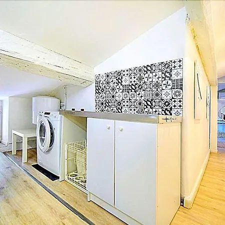 Apartment Palais Des Festivals Et Rue D'antibes Charme Mansardes Cannes